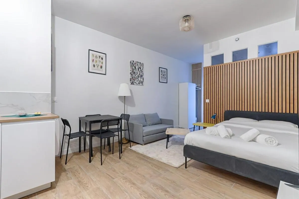 Appartement De Charme Proche De La Place De La Nation Paris 0*,  France